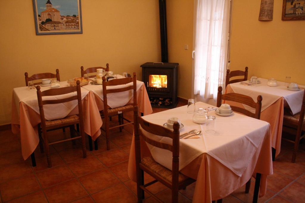 Hostal La Balquina Chinchón Exteriör bild